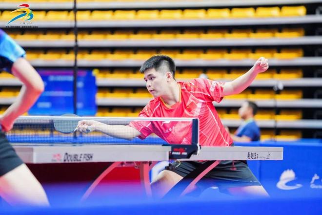 牢牢控制 牢牢控制