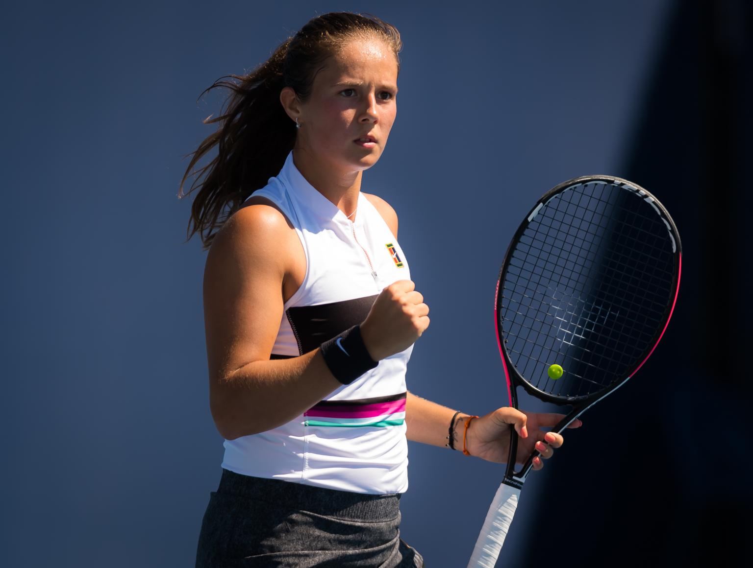 在领导下 在领导下